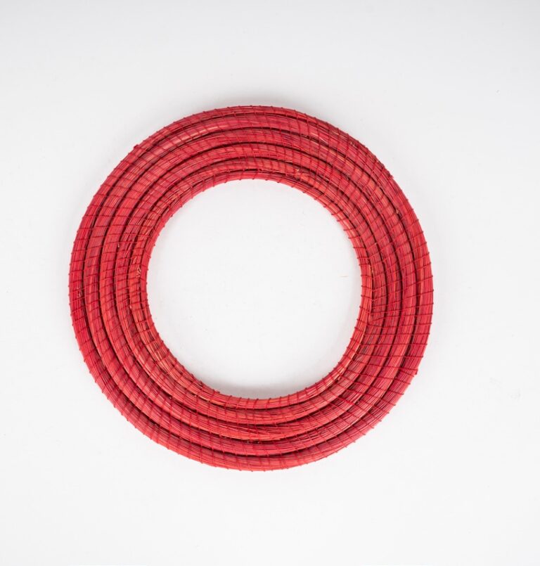 miroir rouge en alfa naturelle