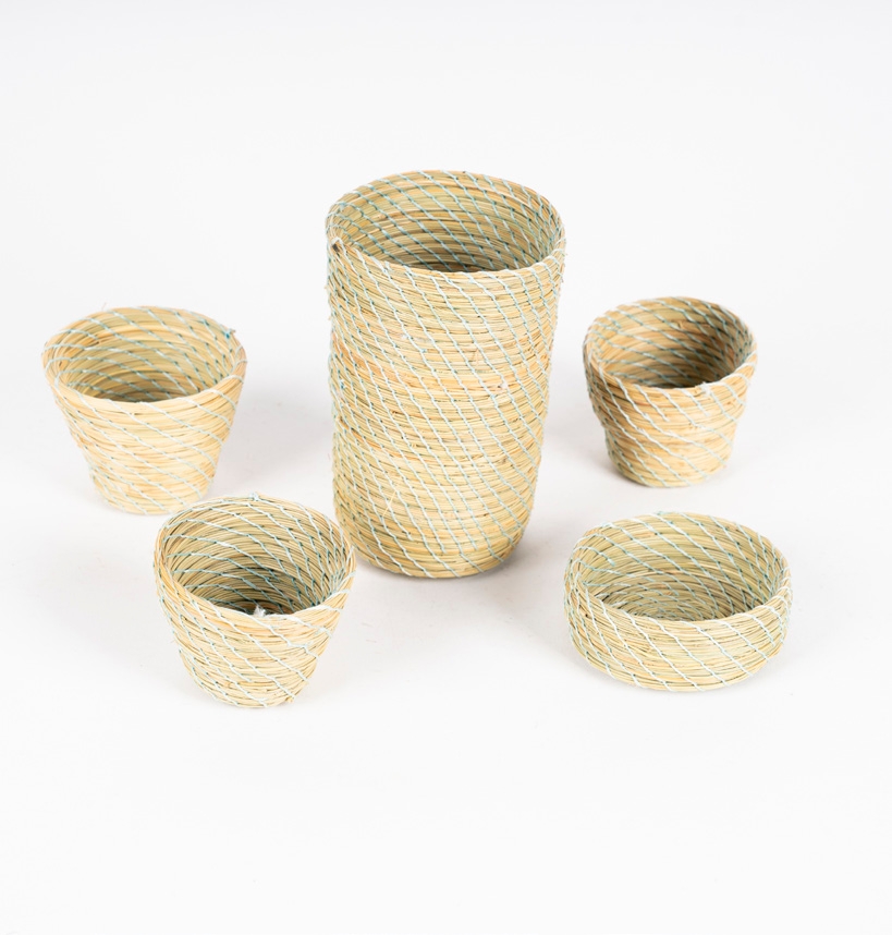 SET DE TABLE (CACHE VERRE, CACHE BOUTEILLE, PETITE CORBEILLE) en alfa
