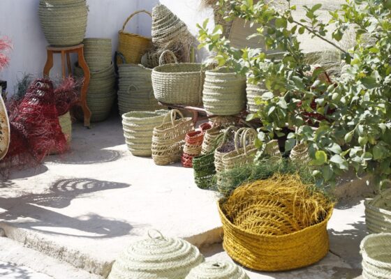 Ensemble d’objets décoratifs en alfa naturelle